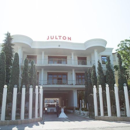 Julton Events Hotel Domje Kültér fotó